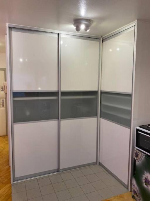 ザグレブSelf Check-In Studio With Wi-Fi And Parking Placeアパートメント エクステリア 写真